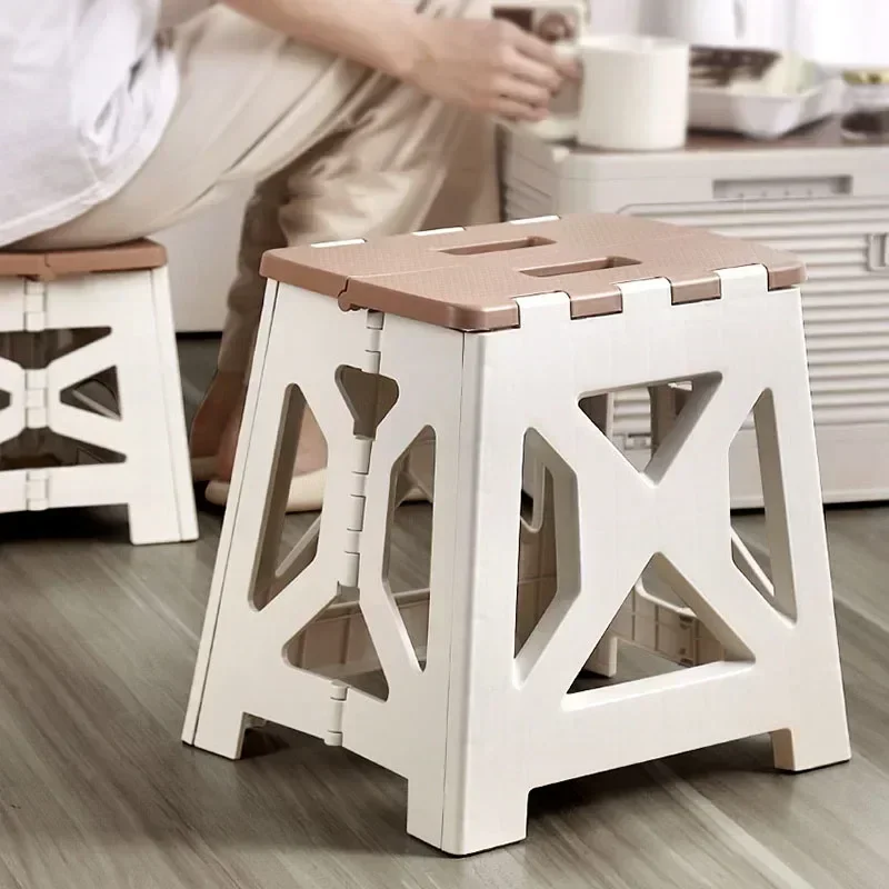 Portable Plastic Folding Stool - Kids Outdoor Seating recension och pris