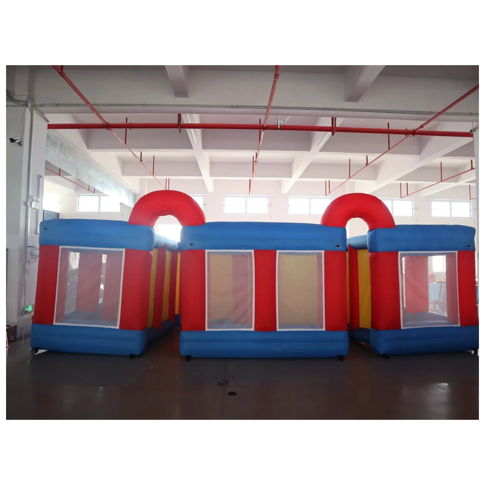 Large Red Blue Mesh Double Arc - Kids Outdoor Venues recension och pris