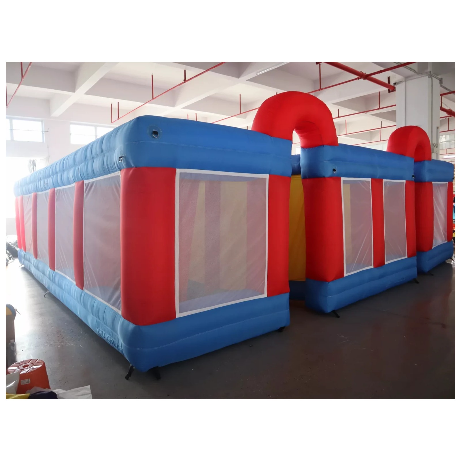 Large Red Blue Mesh Double Arc - Kids Outdoor Venues recension och pris