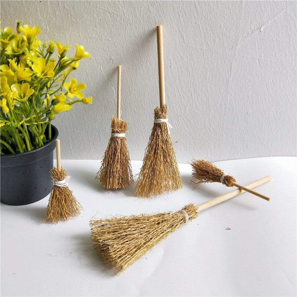 5Pcs Mini Broom Red Rope Straw - Kids Outdoor Cubby House recension och pris